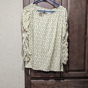 - Max Studio top.with long sleeves. Roushing On Sleeves. Size 1X